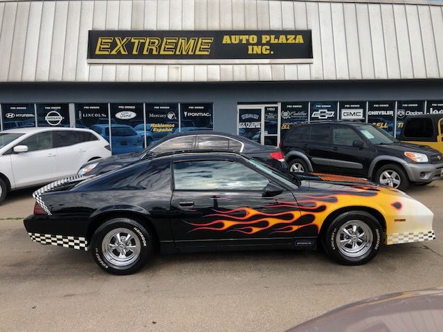 Chevrolet Camaro  1985