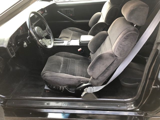 Chevrolet Camaro  1985