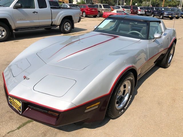 Chevrolet Corvette  1982