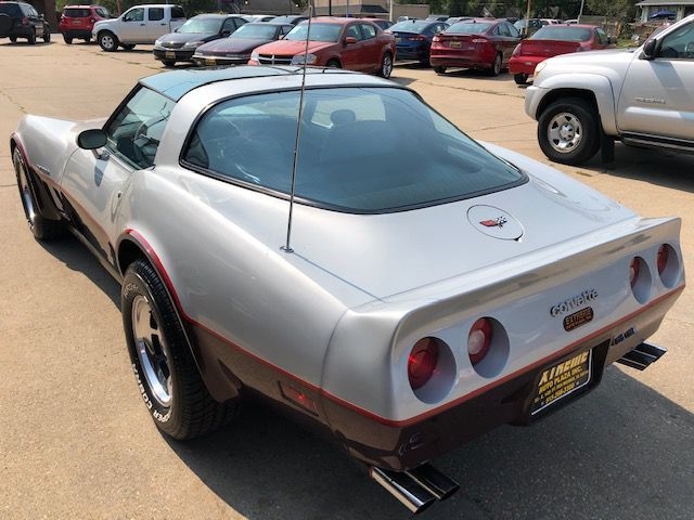 Chevrolet Corvette  1982