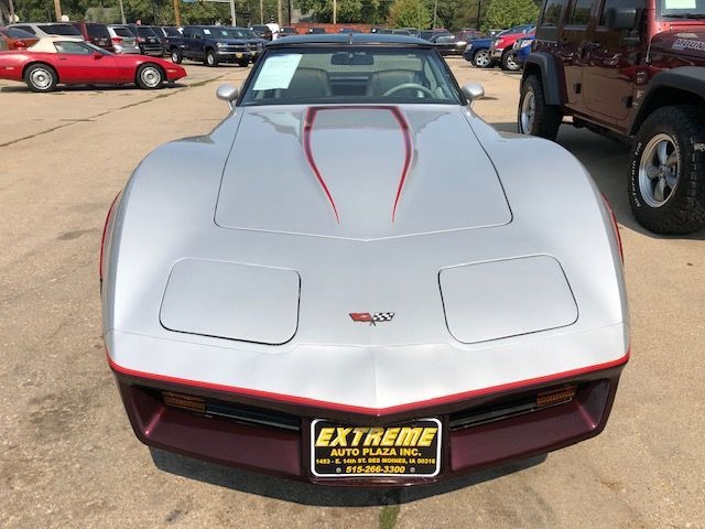 Chevrolet Corvette  1982