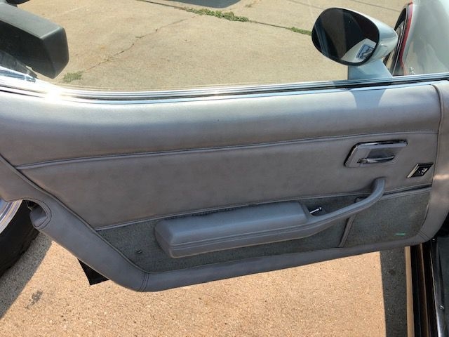 Chevrolet Corvette  1982