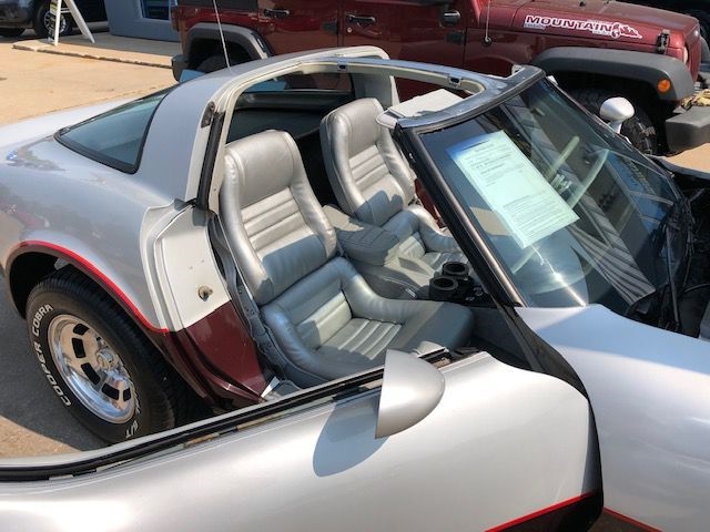 Chevrolet Corvette  1982