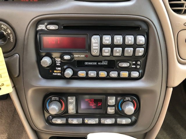 Pontiac Bonneville  2000