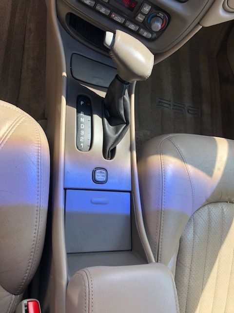 Pontiac Bonneville  2000