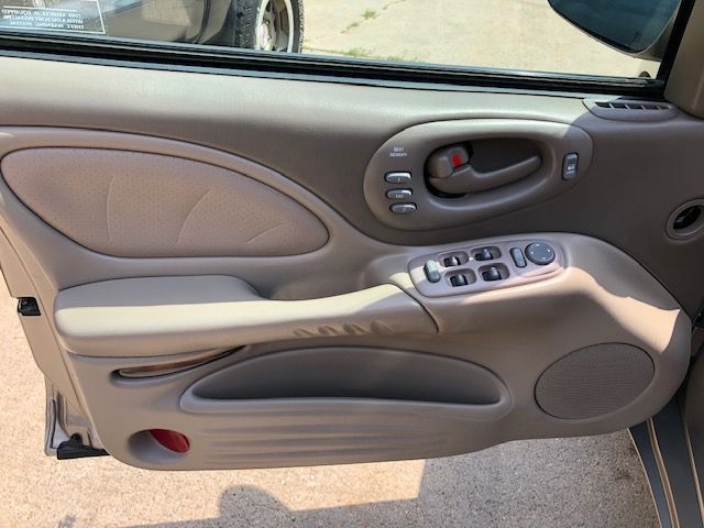 Pontiac Bonneville  2000