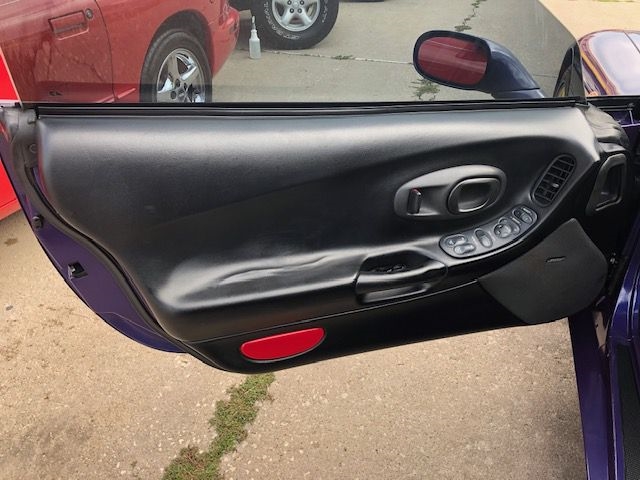 Chevrolet Corvette  1998