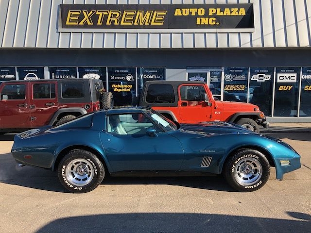 Chevrolet Corvette  1982