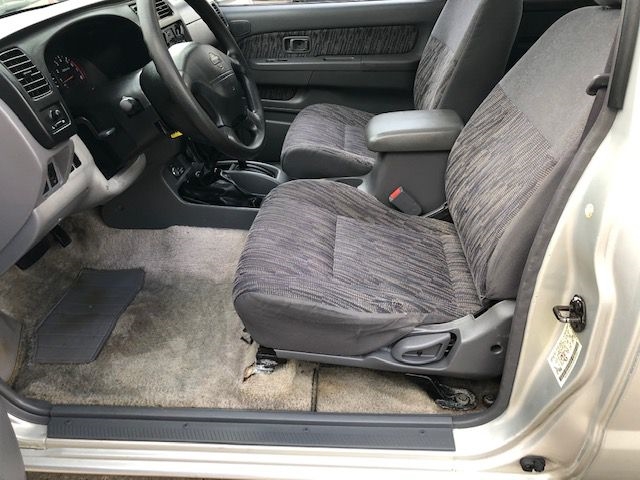 Nissan Frontier  1999