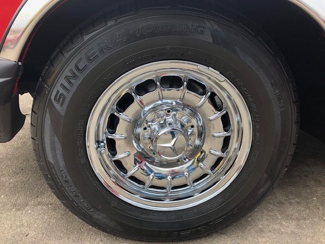 Mercedes-Benz 380  1985