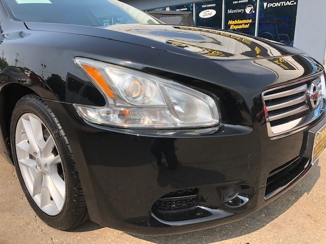 Nissan Maxima  2012