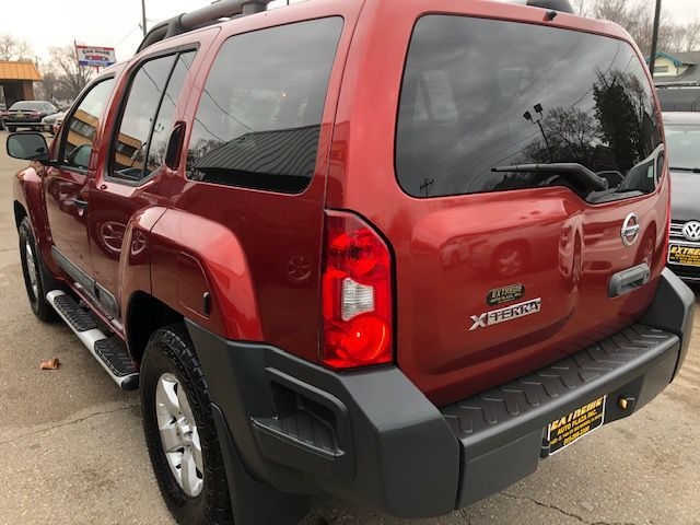 Nissan Xterra  2011