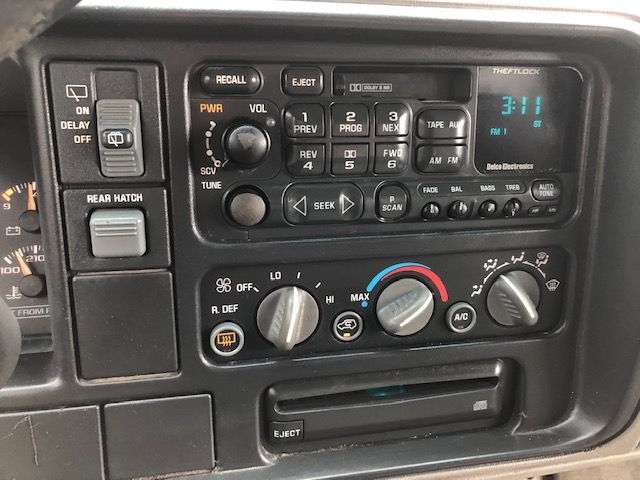 Chevrolet Tahoe  1999