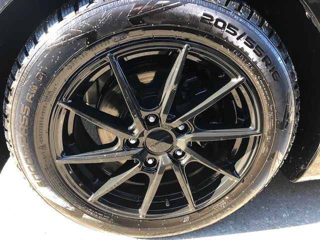 Hyundai Elantra  2011