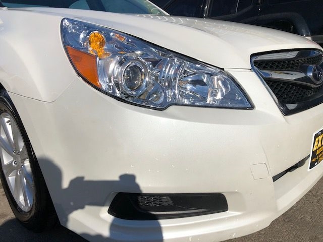 Subaru Legacy  2011