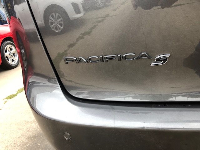 Chrysler Pacifica  2018