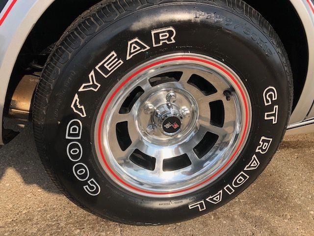 Chevrolet Corvette  1978