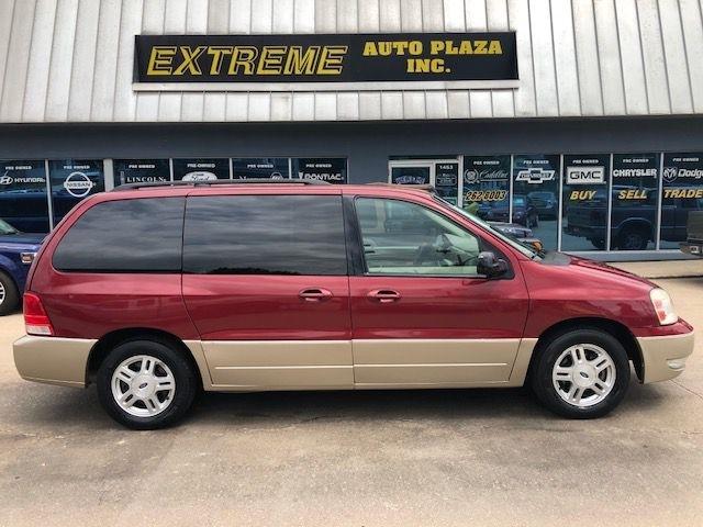Ford Freestar  2004