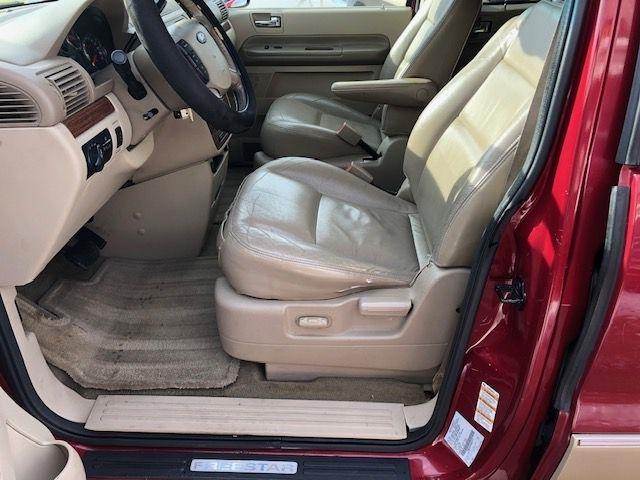 Ford Freestar  2004