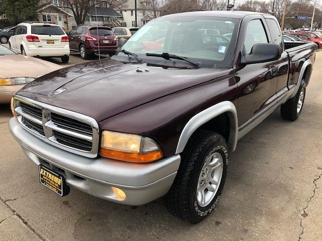 Dodge Dakota  2004