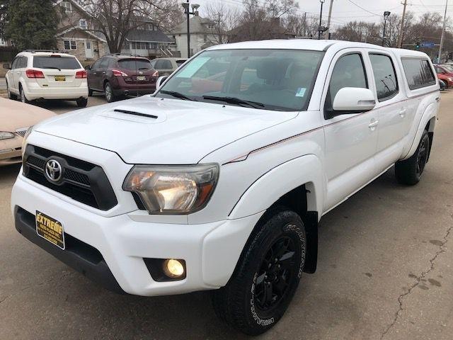 Toyota Tacoma  2015