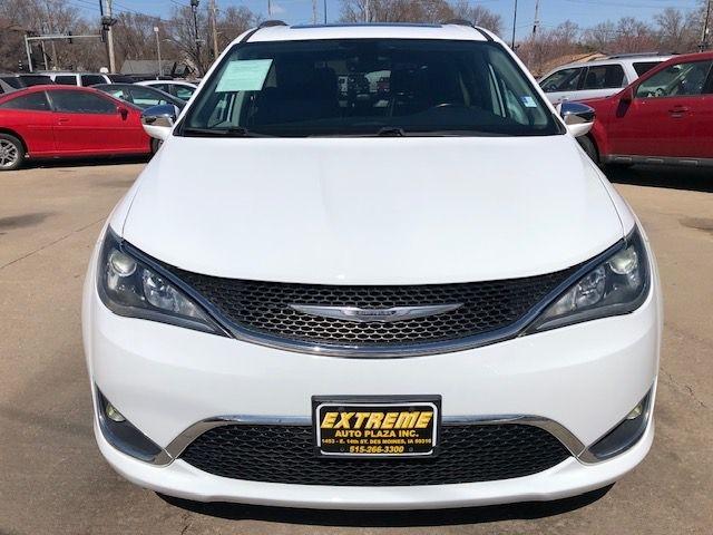 Chrysler Pacifica  2017