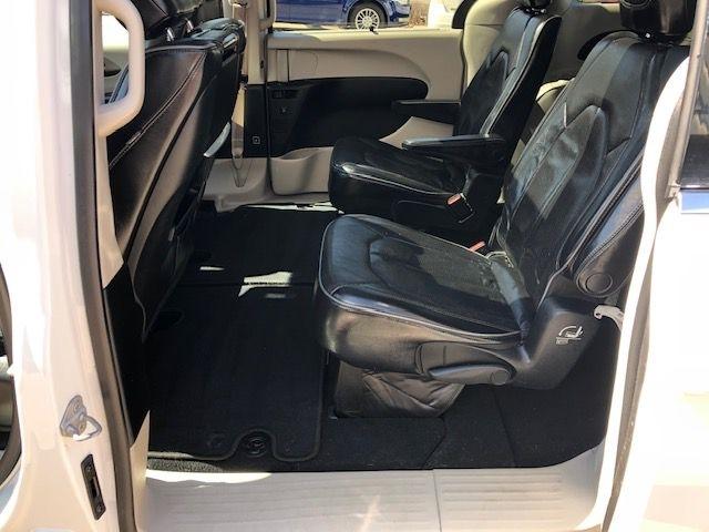 Chrysler Pacifica  2017