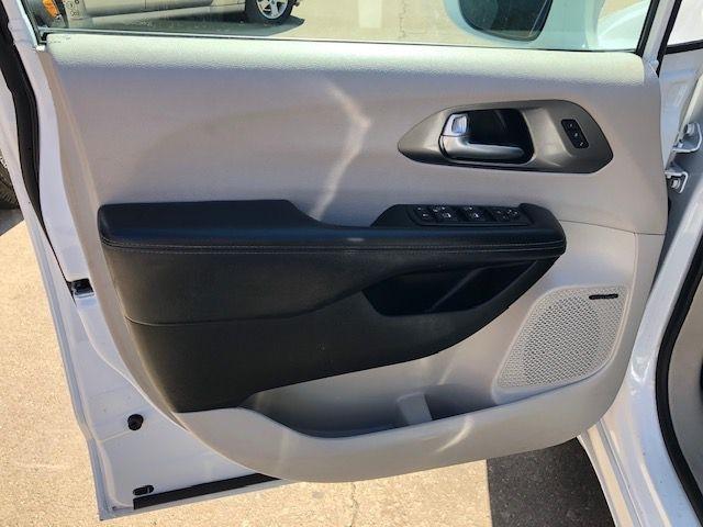 Chrysler Pacifica  2017