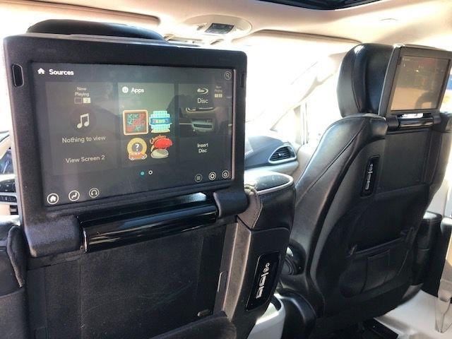 Chrysler Pacifica  2017