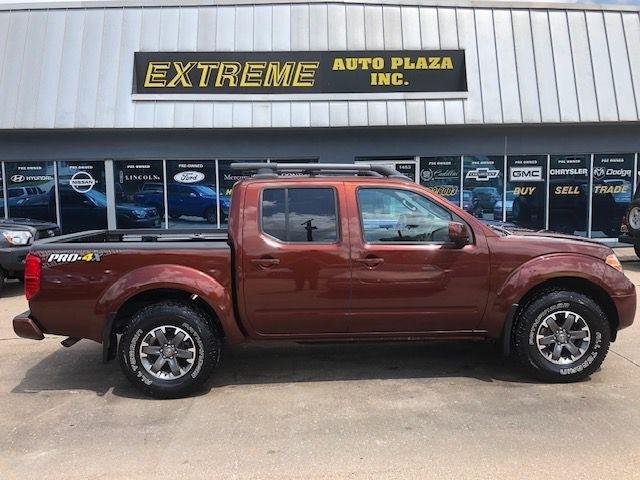 Nissan Frontier  2016
