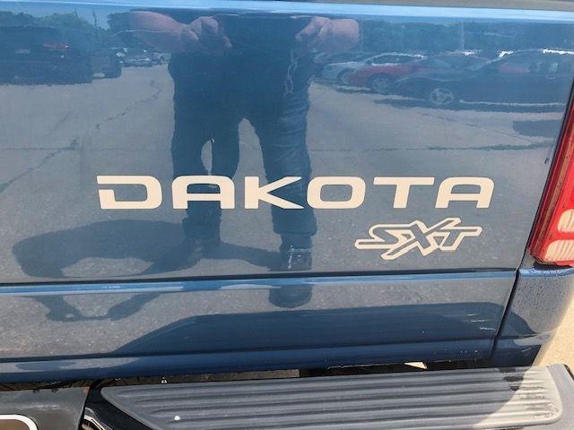 Dodge Dakota  2003
