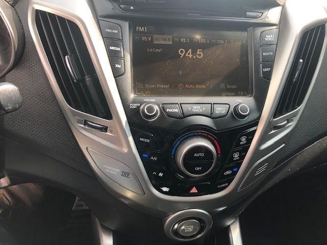 Hyundai Veloster  2015