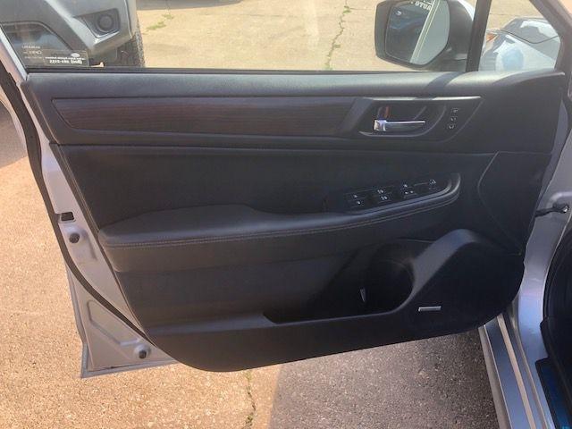 Subaru Legacy  2016