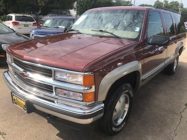 Chevrolet Suburban  1998