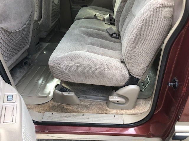 Chevrolet Suburban  1998