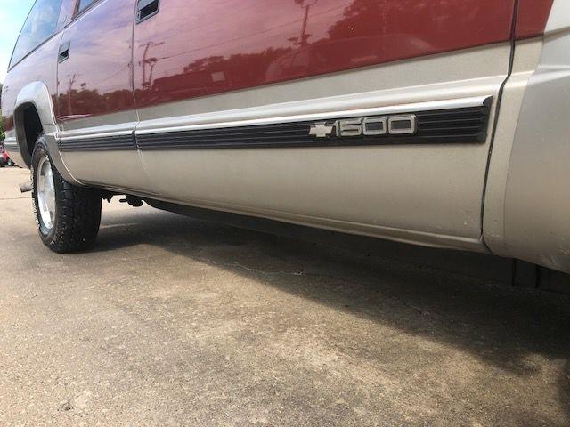 Chevrolet Suburban  1998