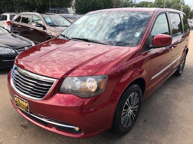 Chrysler Town & Country  2014