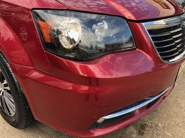 Chrysler Town & Country  2014