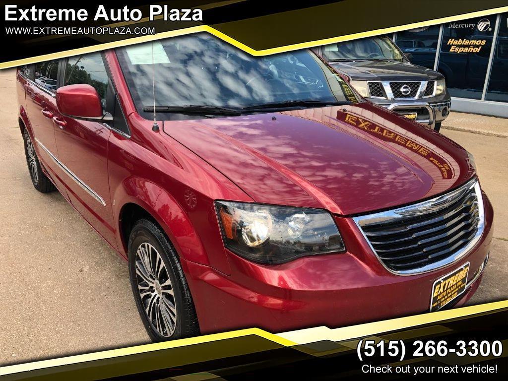 Chrysler Town & Country  2014