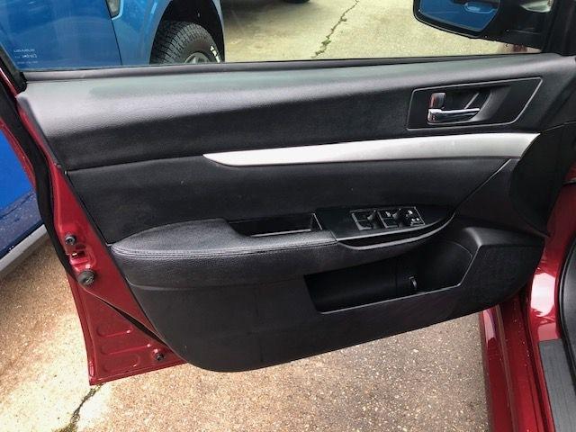 Subaru Legacy  2011