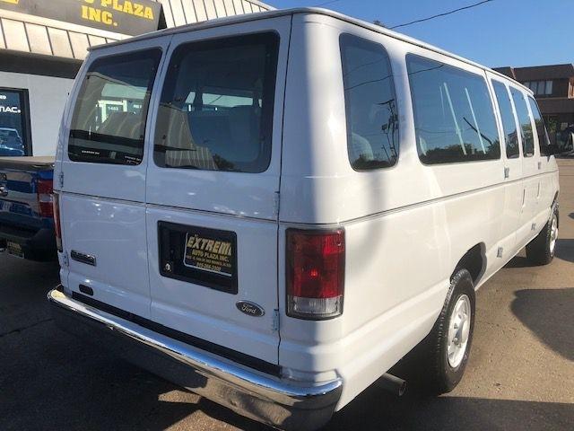 Ford Econoline  2009