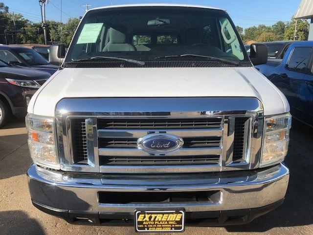 Ford Econoline  2009