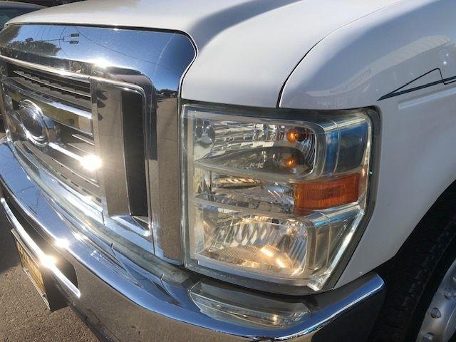 Ford Econoline  2009
