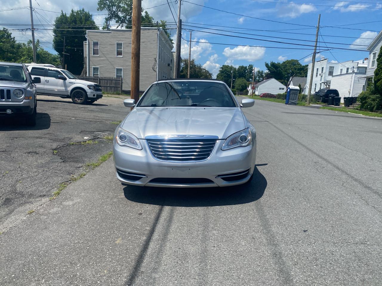 Chrysler 200 Touring Convertible 2011