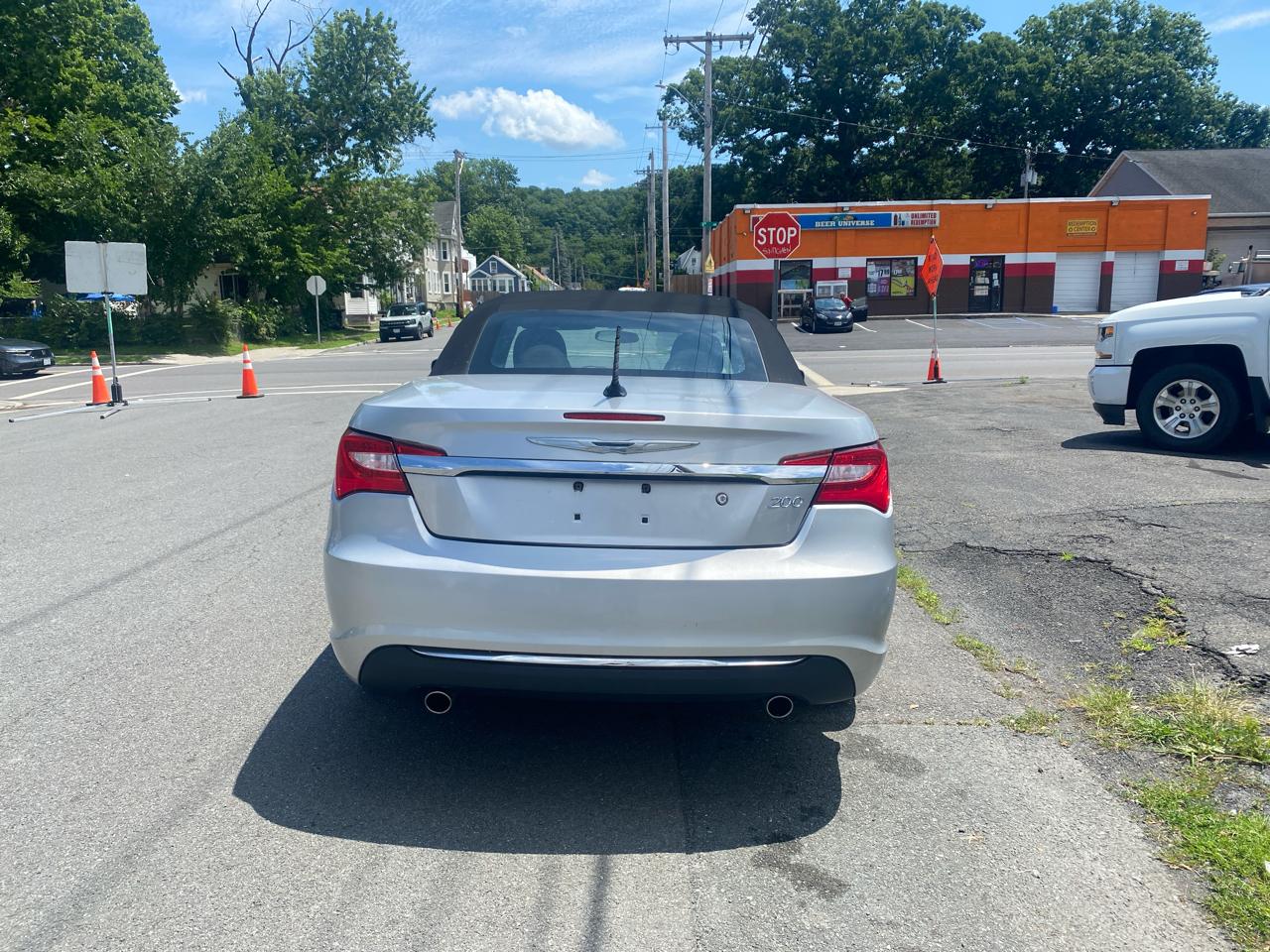 Chrysler 200 Touring Convertible 2011