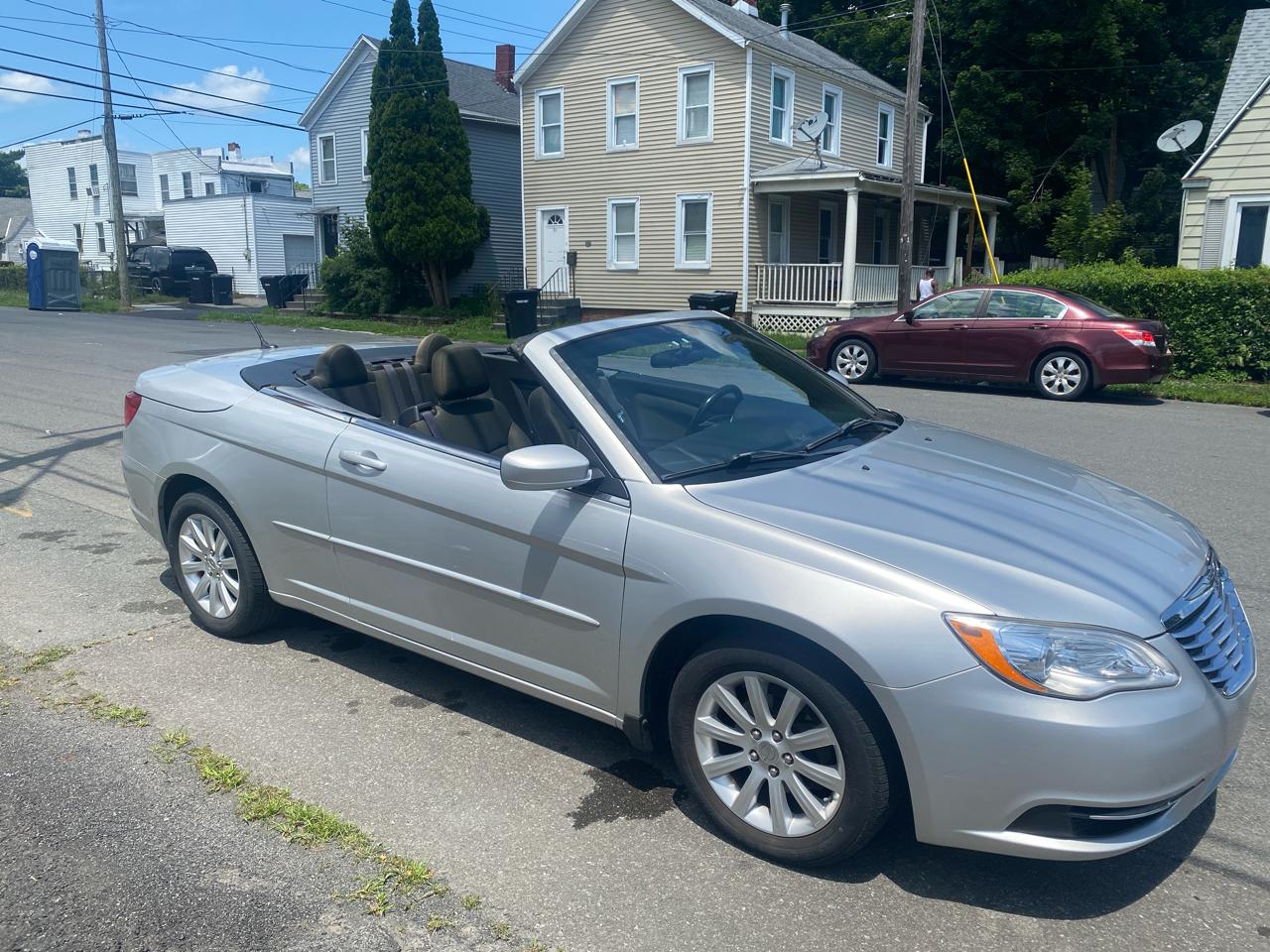 Chrysler 200 Touring Convertible 2011