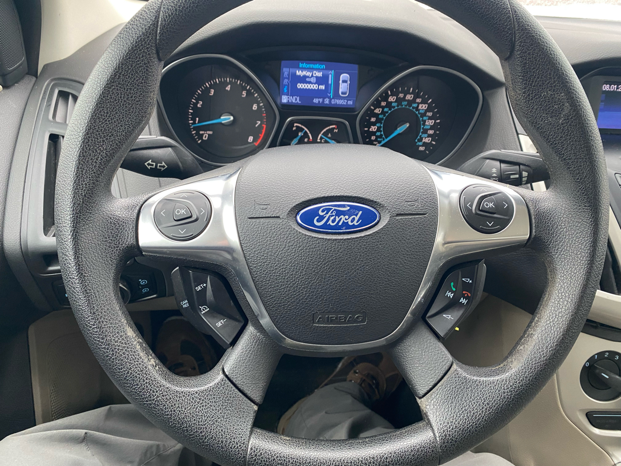 Ford Focus SE 2012