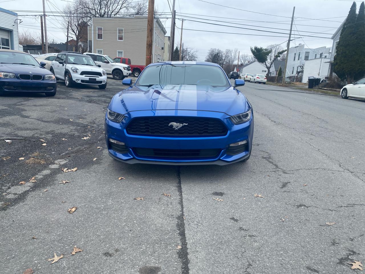 Ford Mustang V6 Coupe 2017