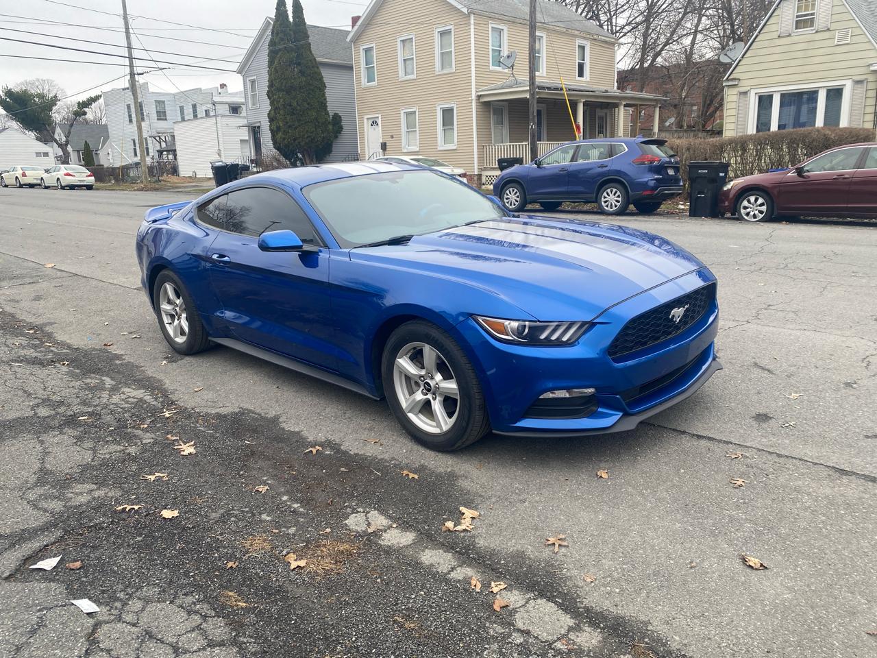 Ford Mustang V6 Coupe 2017