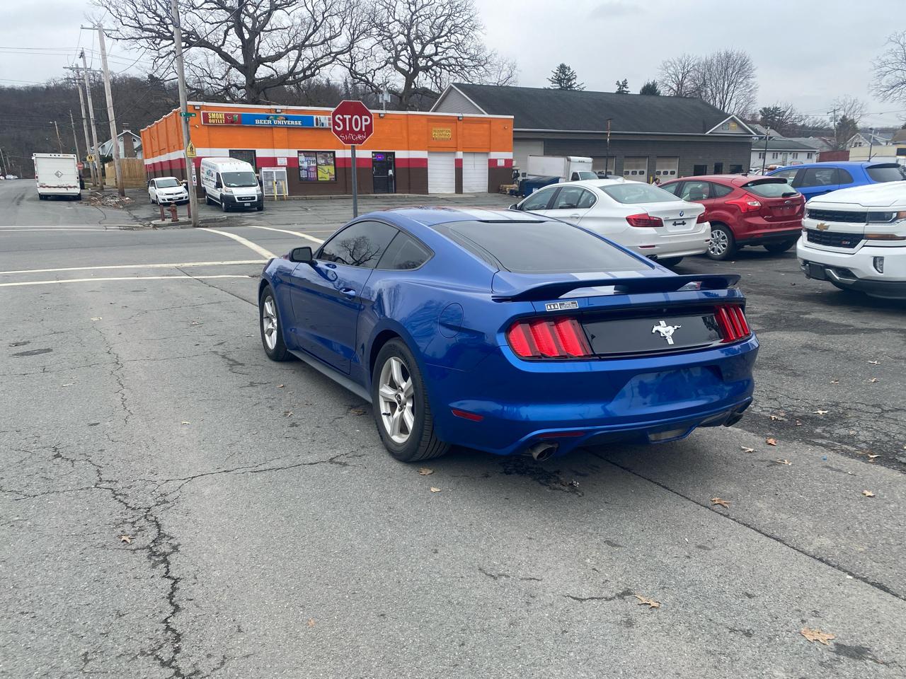 Ford Mustang V6 Coupe 2017